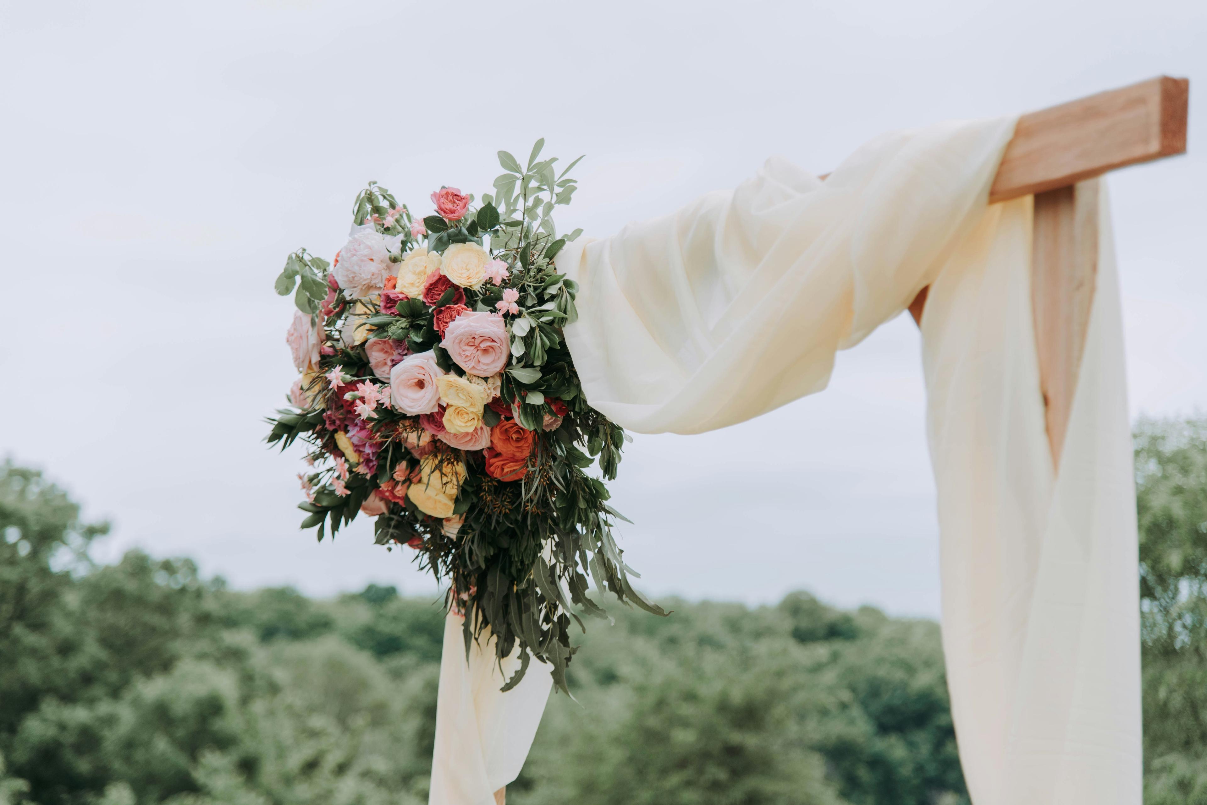 How to Plan an Unplugged Destination Wedding: Encouraging Guests to Be Present